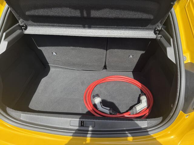 Peugeot e-208 EV GT Pack 50 kWh Bj 2021 2e eigen Dealer onderhouden !!