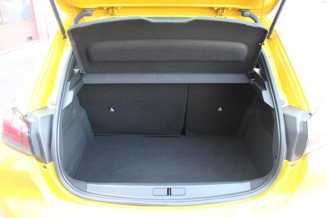 Peugeot e-208 EV Active 50 kWh Navi/Apple/Andriod