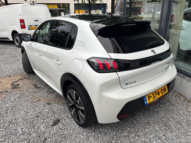 Peugeot e-208 EV GT Pack 50 kWh | Aviloo 92% | 12 maanden BOVAG garantie! |