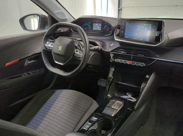 Peugeot e-208 EV Active Pack 50 kWh / 100KW / Navigatie / Airco-ecc./ Pdc. / Radio multimedia