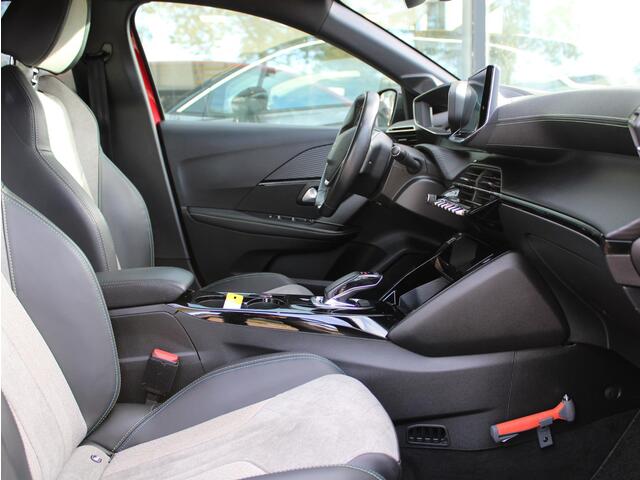 Peugeot e-208 EV GT 350 50 kWh | Navi / Camera / Stoelverwarming