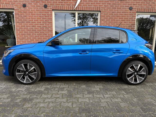 Peugeot e-208 EV GT Pr. 50 kWh PANODAK / STOELVERW. / CAMERA / CARPLAY / ANDRO