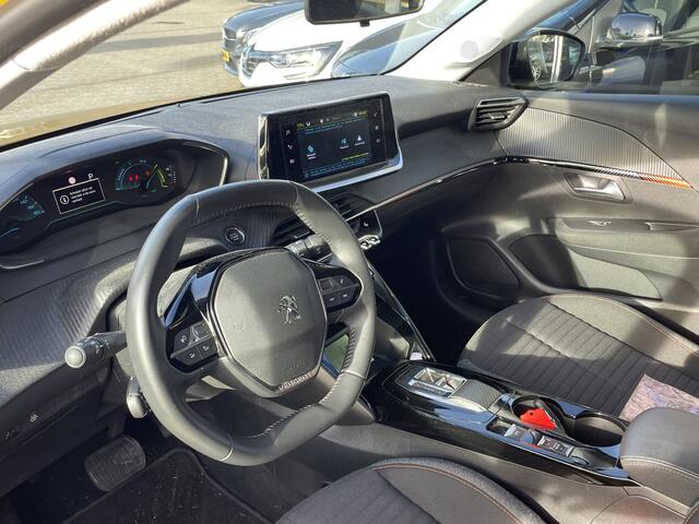Peugeot e-208 EV Active 50 kWh | Stoelverwarming | Stoelverwarming | Info: 0492588974 |