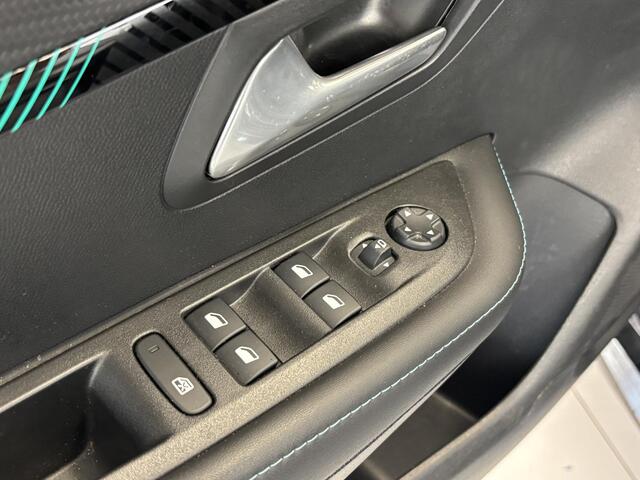 Peugeot e-208 EV Allure 50 kWh SOH 93,2% | Navigatie | Android auto / Apple carplay | Cruise control | Achteruitrijcamera