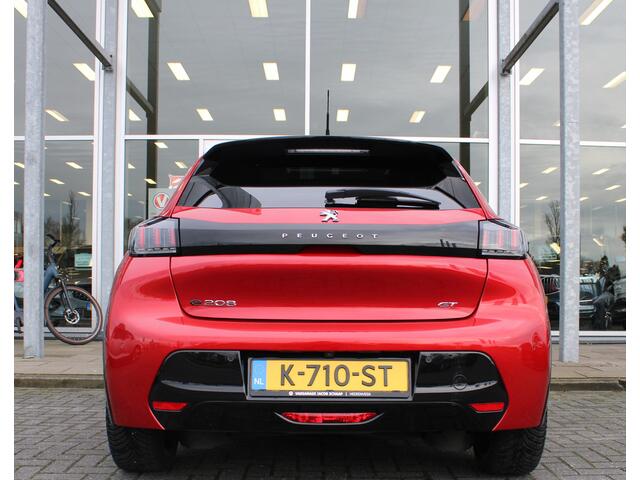 Peugeot e-208 EV GT Pack 50 kWh | Panoramadak | Camera | Keyless | AppleCarplay | Verw. Voorstoelen