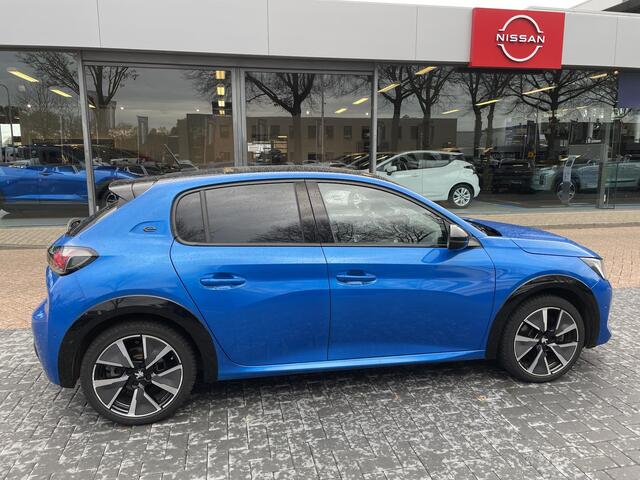 Peugeot e-208 EV GT 350 50 kWh | Panoramadak | Carplay | Navigatie |