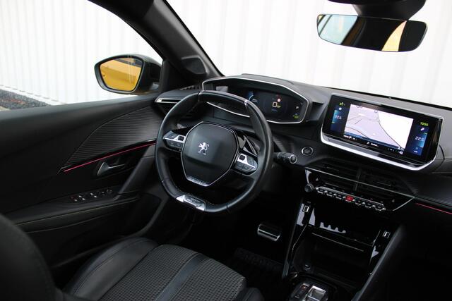 Peugeot e-208 EV GT 350 50 kWh | Incl. 12 maanden garantie | Dealer onderhouden | Cruise control | Climate control | Stoelverwarming | Apple carplay | Navigatie | Panoramadak | DAB radio |