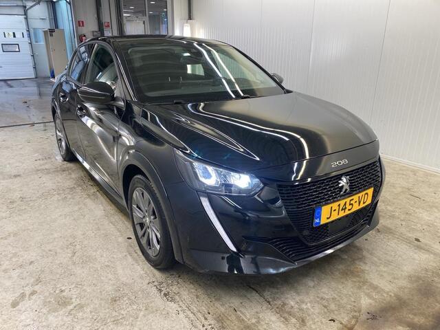 Peugeot e-208 EV Allure 50 kWh Panoramadak Airco ECC Adaptive Cruise Control Full LED Carplay Navi Parkeersensoren + Camera Achter DAB+