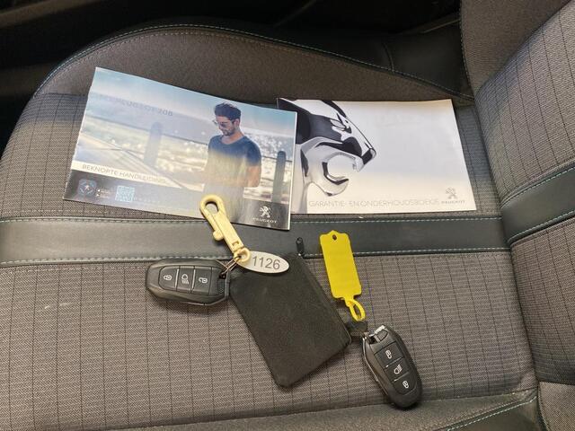 Peugeot e-208 EV Allure 50 kWh Panoramadak Airco ECC Adaptive Cruise Control Full LED Carplay Navi Parkeersensoren + Camera Achter DAB+