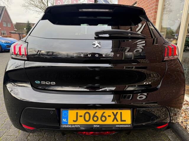Peugeot e-208 EV GT 350 50 kWh PANODAK / STOELVERW. / ADDAPT.CRUISE / CAMERA /