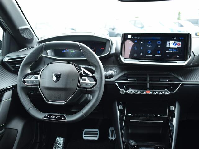 Peugeot e-208 EV GT Avantage 51 kWh NAVI + CARPLAY | ACHTERUITRIJCAMERA MET SENSOREN | E.C.C. | UIT VOORRAAD LEVERBAAR