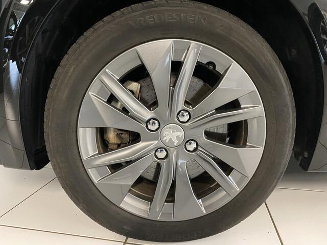 Peugeot e-208 EV Allure Pack 50 kWh Navi / Carplay /Digitaal dashboard / Stoelverwarming / Snelladen /