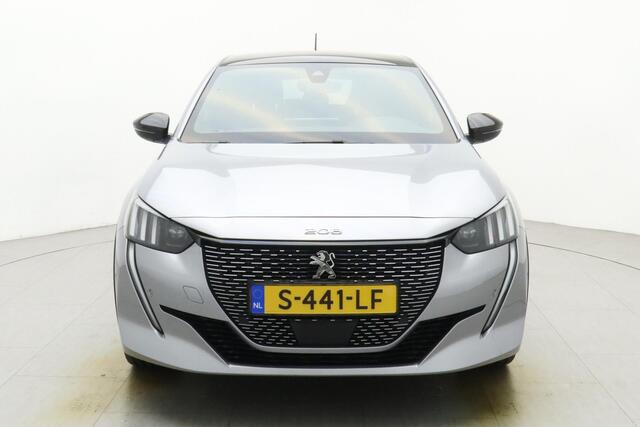 Peugeot e-208 EV GT 350 50 kWh 136pk | 12% Bijtelling! | Navigatie | Panoramadak | Camera | KeyLess | Lichtmetalen Velgen | Dodehoek sensoren