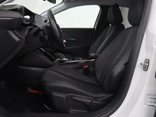 Peugeot e-208 EV Allure 50 kWh | Camera | Carplay | Half leder | Keyless | Navigatie | Full LED | Parkeerhulp | DAB | Getint glas | Climate control | Cruise control