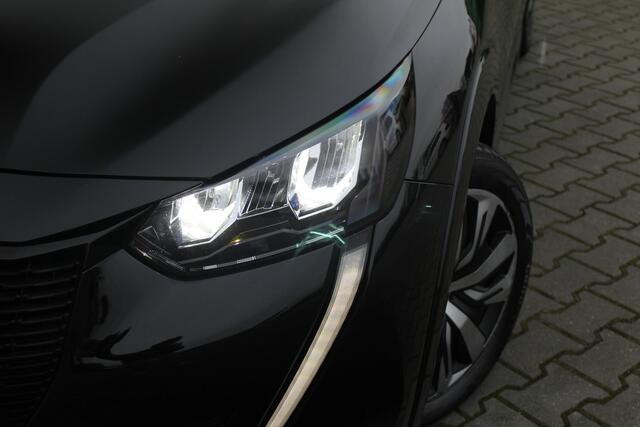 Peugeot e-208 EV Active 50 kWh | Incl. 12 maanden garantie | Parkeersensoren | Apple carplay/Android auto | Climate control | Cruise control | Lichtmetalen velgen | Navigatie