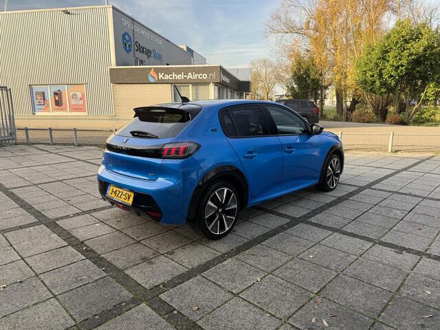 Peugeot e-208 EV GT 350 50 kWh | Panorama | Camera | Stoelverwarming |