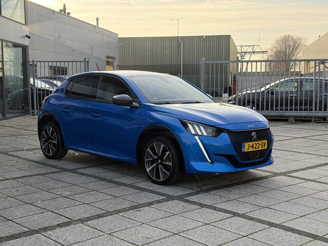 Peugeot e-208 EV GT 350 50 kWh | Panorama | Camera | Stoelverwarming |
