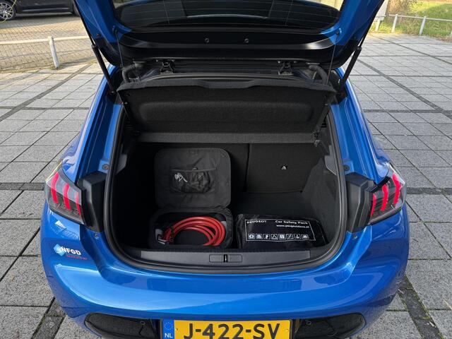Peugeot e-208 EV GT 350 50 kWh | Panorama | Camera | Stoelverwarming |