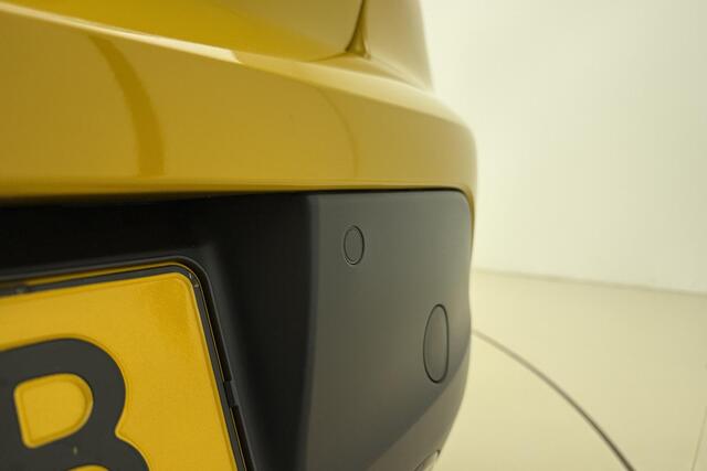 Peugeot e-208 EV Active Pack 50 kWh | Apple carplay/Android auto | Cruise control | Stuurwiel multifuntioneel | Lichtmetalen velgen | Parkeersensoren achter |