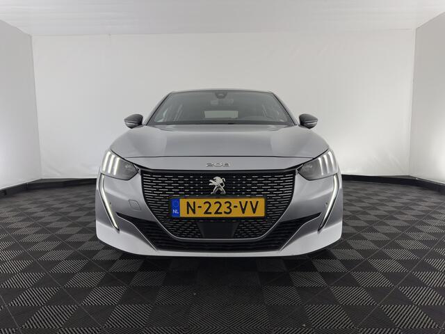 Peugeot e-208 EV GT Pack 50 kWh [ 3-Fase ] (INCL-BTW) (INCL-BTW) *FULL-LED | DIGI-COCKPIT | BLINDSPOT | CAMERA | LEATHER-ALCANTARA | AMBIENT-LIGHT | NAVI-FULLMAP | LANE-ASSIST | KEYLESS | DAB | CCS-FASTLOADER | HEATED-SPORTSEATS | 17'