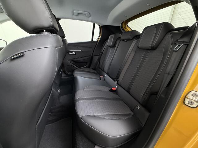 Peugeot e-208 EV 50kWh Navi 360°Camera Apple Carplay Android 1/2 Leer Ecc Cruise Control Allure SOH 90% Lmv 16" Led lane Assist DAB Bluetooth Regen-Lichtsensor Isofix Keyless 1e Eigenaar Origineel Nederlandse Auto