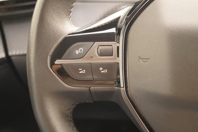 Peugeot e-208 EV Allure 50kWh -ECC-LED-PDC-