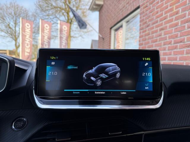 Peugeot e-208 EV Allure 50 kWh CAMERA / KEYLESS / V+A PDC / LMV / PARELMOER WI
