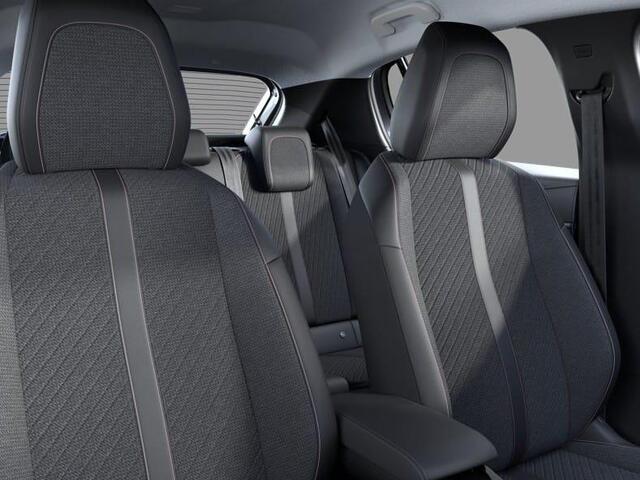 Peugeot e-208 Allure Avantage 51kWh EV 156pk AUTOMAAT | WARMTEPOMP | CAMERA | ADAPTIEVE CRUISE CONTROL | DODEHOEKBEWAKING