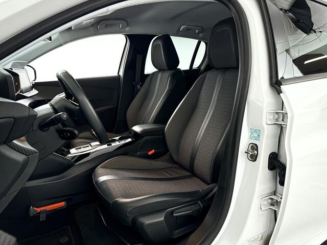 Peugeot e-208 EV Allure Pack 50 kWh | Parkeercamera | Stoelverwarming | Cruise Control