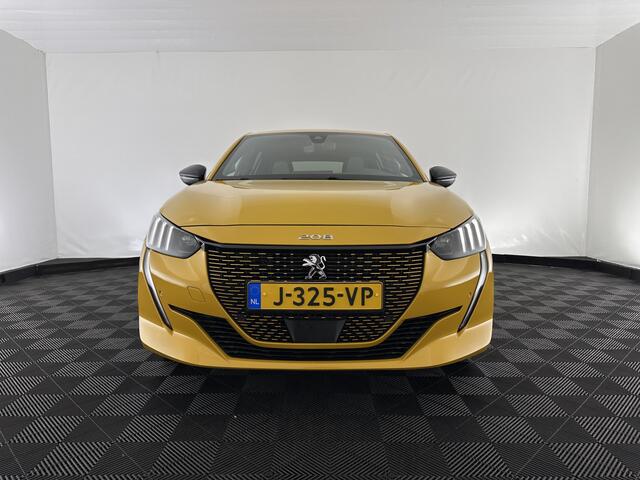 Peugeot e-208 EV GT 350 50 kWh [ 3-Fase ] {SOH-88%} (INCL.BTW) *FULL-LED | DIGI-COCKPIT | BLINDSPOT | CAMERA | LEATHER-ALCANTARA | AMBIENT-LIGHT | NAVI-FULLMAP | LANE-ASSIST | KEYLESS | DAB | CCS-FASTLOADER | HEATED-SPORTSEATS | 17''ALU