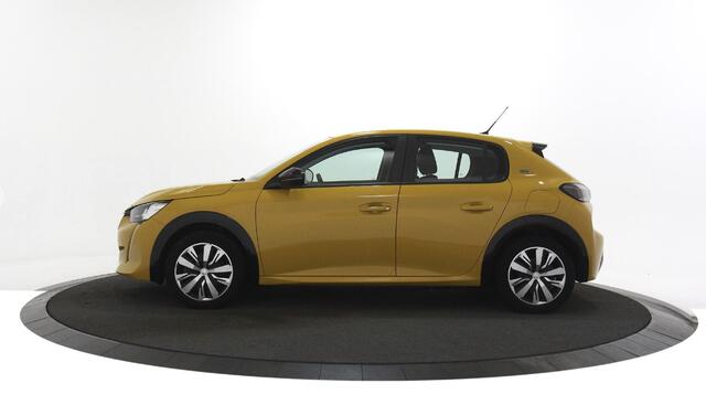 Peugeot e-208 EV Active 50 kWh SOH 100% / Clima / Lage km stand