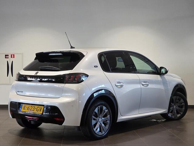 Peugeot e-208 Allure Pack EV 3-FASEN 50kWh 136pk | 3D i-COCKPIT®| ADAPTIVE CRUISE | KEYLESS | STOELVERW. | LED | ISOFIX | NAVI | 180° CAMERA |