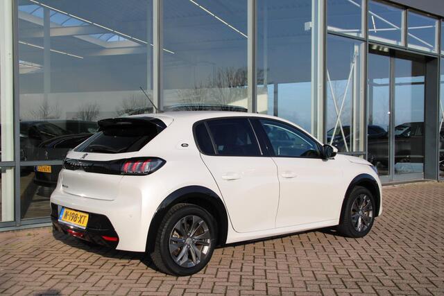 Peugeot e-208 EV Allure Pack 50 kWh Airco Camera Carplay 35.860km 1e eig. dealer onderhouden