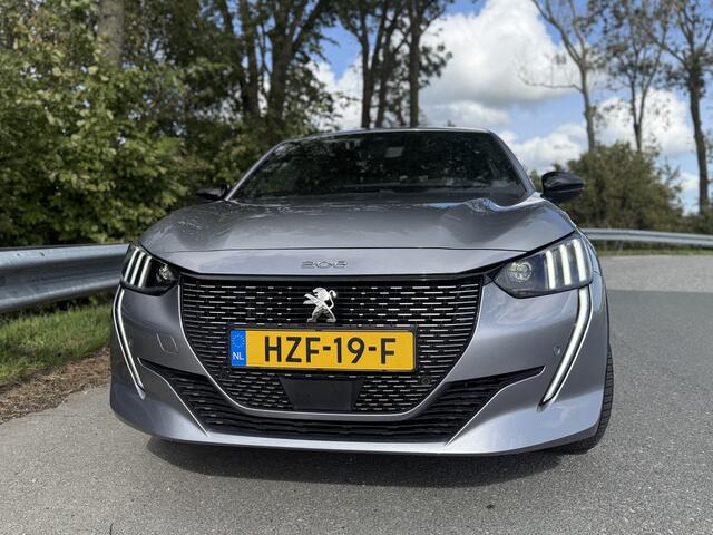 Peugeot e-208 EV GT 350 50 kWh Meest complete GT uitvoering - Als nieuw