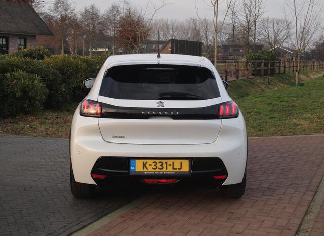Peugeot e-208 EV Blue Lease Allure 50 kWh | SOH 90% | Camera | Cruise Control | Apple Carplay | NL-Auto |