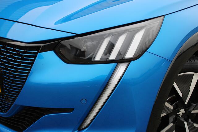 Peugeot e-208 EV GT 350 50 kWh | Incl. 12 maanden garantie | SOH 99% | Cruise control | Parkeercamera | Stoelverwarming | DAB radio | Apple carplay/Android auto |
