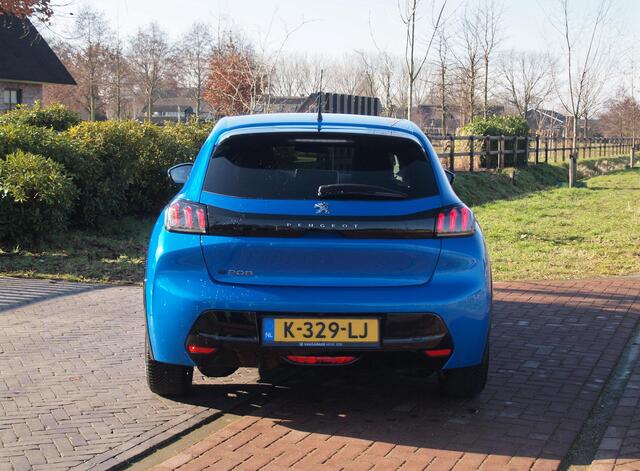 Peugeot e-208 EV Blue Lease Allure 50 kWh | SOH 90% | Camera | Apple Carplay | Cruise Control | NL-Auto |