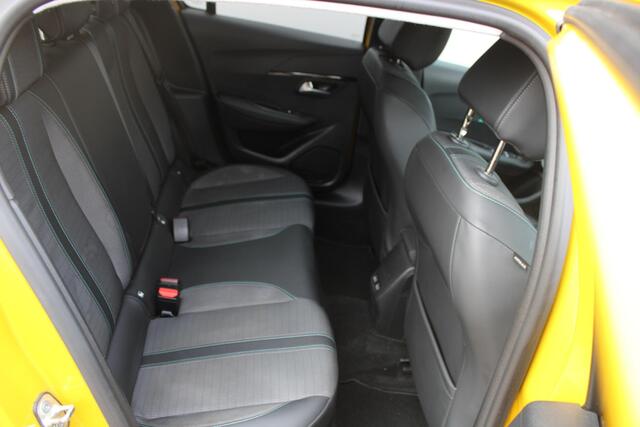 Peugeot e-208 EV Allure Pack 50 kWh Airco Adapt.Cruise Navi Camera Carplay Dealer onderhouden