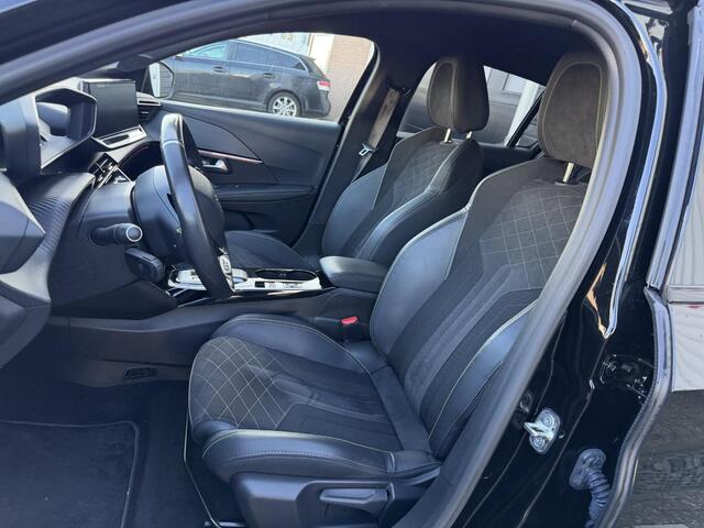 Peugeot e-208 EV GT Pack 50 kWh | Nieuwstaat | CarPlay |
