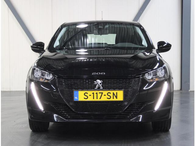 Peugeot e-208 Active Pack 50kWh 136PK | 1ste eigenaar | ACCU 97% | Navigatie | Parkeersensoren | AUTOMAAT | AppleCarPlay/AndroidAuto | Climate Control | Cruise Control | FULL LED | LMV | Isofix |