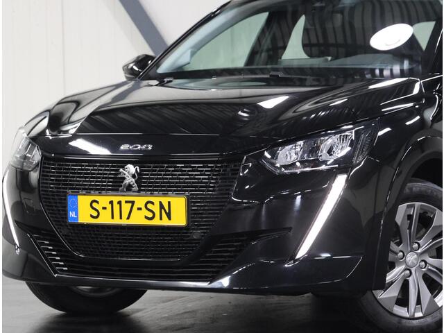 Peugeot e-208 Active Pack 50kWh 136PK | 1ste eigenaar | ACCU 97% | Navigatie | Parkeersensoren | AUTOMAAT | AppleCarPlay/AndroidAuto | Climate Control | Cruise Control | FULL LED | LMV | Isofix |