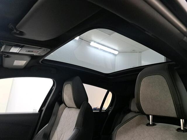 Peugeot e-208 EV GT 350 50 kWh NL AUTO | PANO | STOELVERW | SOH 91%