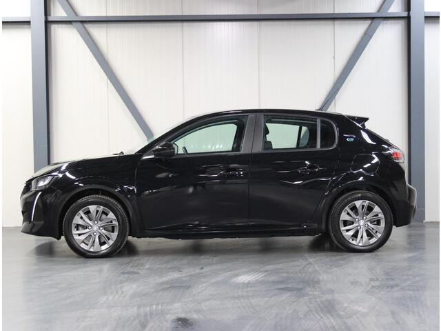 Peugeot e-208 Active Pack 50kWh 136PK | 1ste eigenaar | Parkeersensoren | Navigatie | 16"LMV | AppleCarplay/AndroidAuto | Lederen Stuurwiel | DAB Radio | Cruise Control | Isofix | Bluetooth |