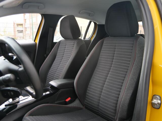 Peugeot e-208 EV Active 50 kWh 136 Pk Navi / DAB / PDC / Apple Carplay / SOH 92,3 %