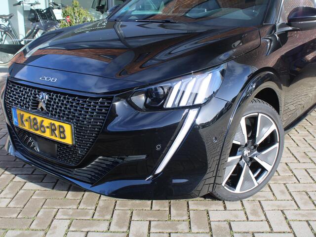 Peugeot e-208 EV GT 350 50 kWh Stoelverwarming, Adaptieve cruise control, Navigatie.