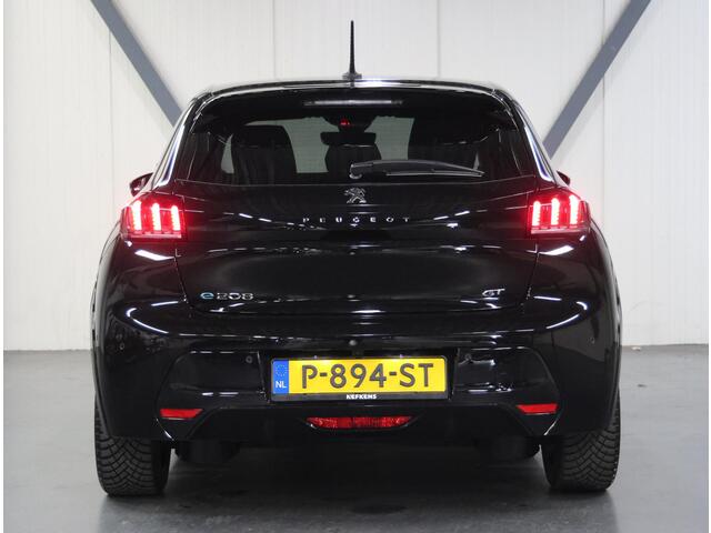 Peugeot e-208 GT 50kWh 136PK | 1ste eigenaar | ACCU 91% | AppleCarplay/AndroidAuto | Stoelverwarming | Adaptive Cruise Control | Dodehoekdetectie | Camera | LED lampen | AUTOMAAT | Sfeerverlichting | Isofix | Privacy Glass |