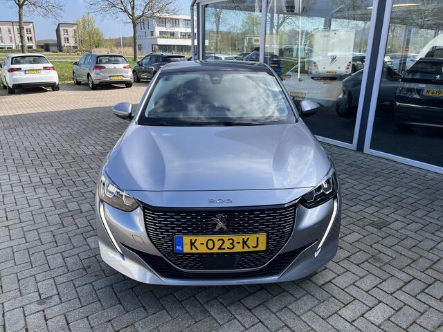 Peugeot e-208 EV Allure 50 kWh Pano / Led / Cruise / carplay / Camera / Stoelverwarming