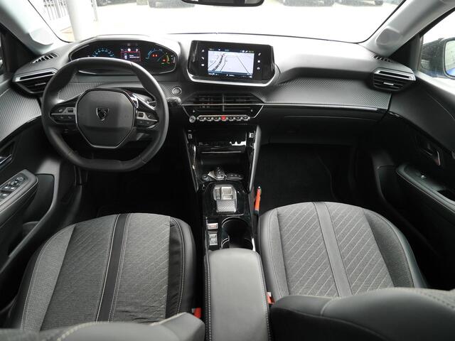 Peugeot e-208 EV E-Style 50 kWh | Stoelverwarming | Keyless entry en start | Parkeersensoren | Climate control | 16 inch lichtmetalen velgen | Regensensor