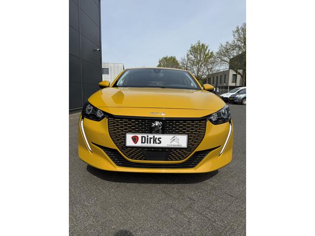 Peugeot e-208 Active Pack 50 kWh (Automatische Airco - LED - Navigatie - Apple Carplay - Keyless Start - Lichtmetalen Velgen)