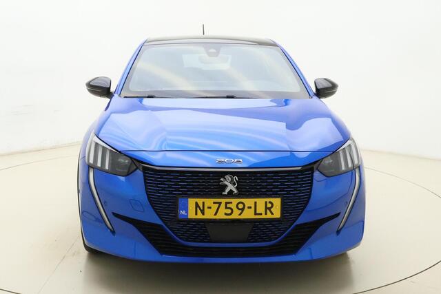Peugeot e-208 EV GT Pack 50 kWh 3-Fase | Panorama Dak | Alcantara | Stoelverwarming | Adaptieve Cruise Control | Keyless Entry & Start